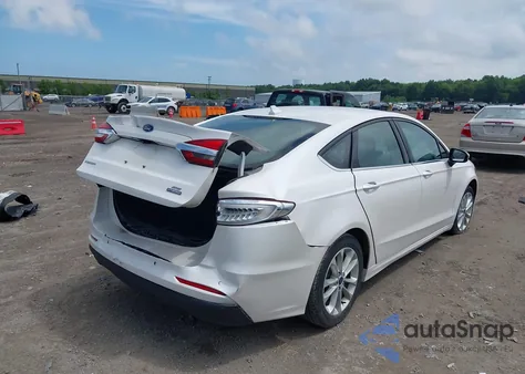 2020 Ford Fusion Hybrid Se from USA, damaged, VIN 3FA6P0LU2LR185926